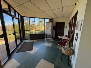 2055 S Oneida St, Denver, CO à louer Photo intérieure– Image 2 sur 8