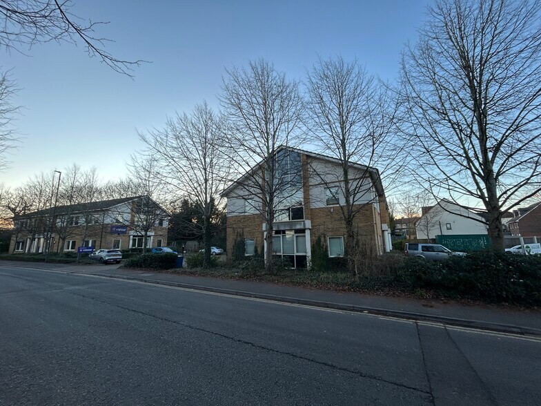 Emma Chris Way, Filton à vendre - Photo de l’immeuble – Image 1 sur 7