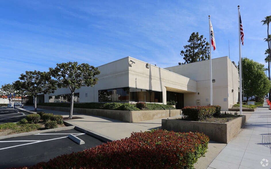 702 Mission Ave, Oceanside, CA à vendre - Photo principale – Image 1 sur 4