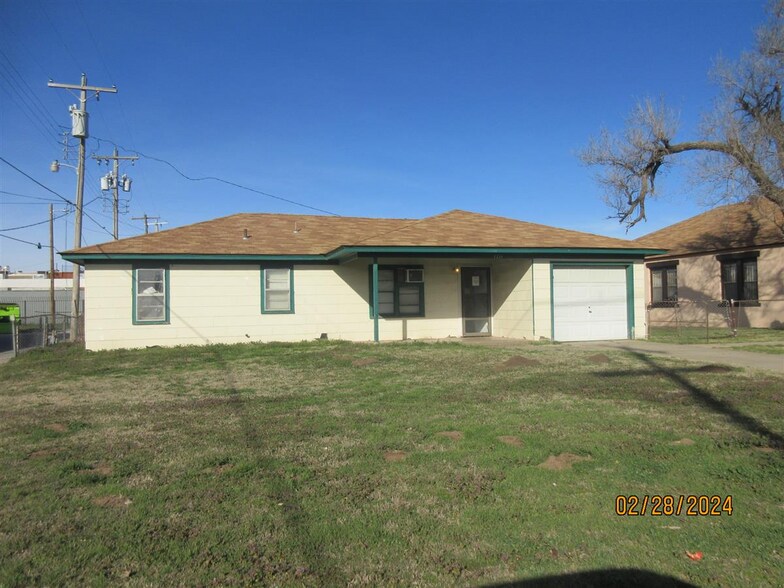1211 S Youngs Blvd, Oklahoma City, OK à vendre - Photo principale – Image 1 sur 1