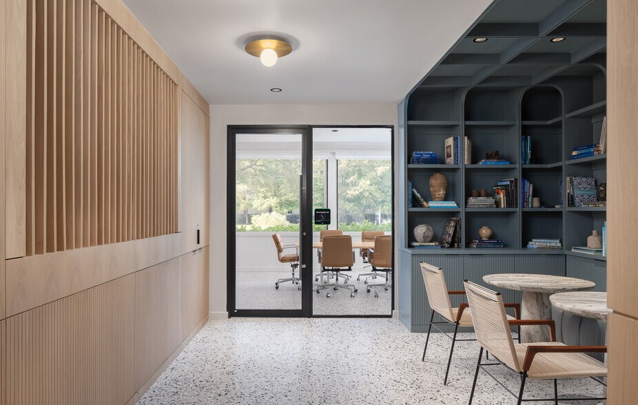 3334 Richmond Ave, Houston, TX à louer - Photo intérieure – Image 3 sur 9