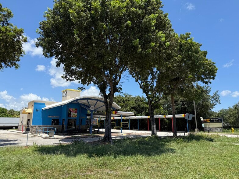 201 N Congress Ave, West Palm Beach, FL à louer - Photo de l’immeuble – Image 2 sur 5