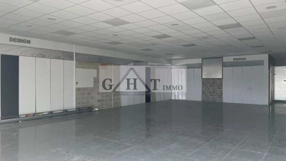 Local commercial dans Rozay-en-Brie à louer - Photo intérieure – Image 2 sur 2