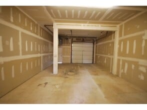 1301 Corlies Ave, Neptune, NJ à louer Photo intérieure– Image 1 sur 2