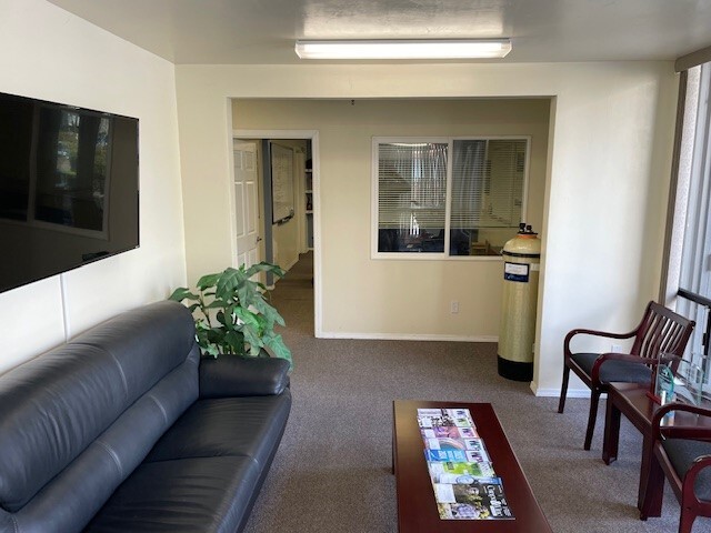 189 Granada Dr, San Luis Obispo, CA à louer - Photo intérieure – Image 2 sur 14