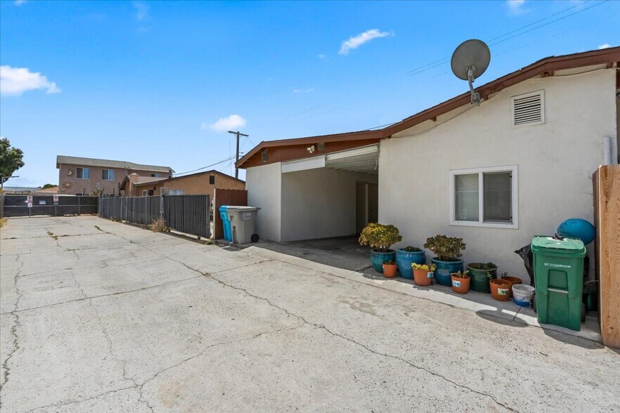 1525 S 42nd St, San Diego, CA à vendre - Photo de l’immeuble – Image 2 sur 6