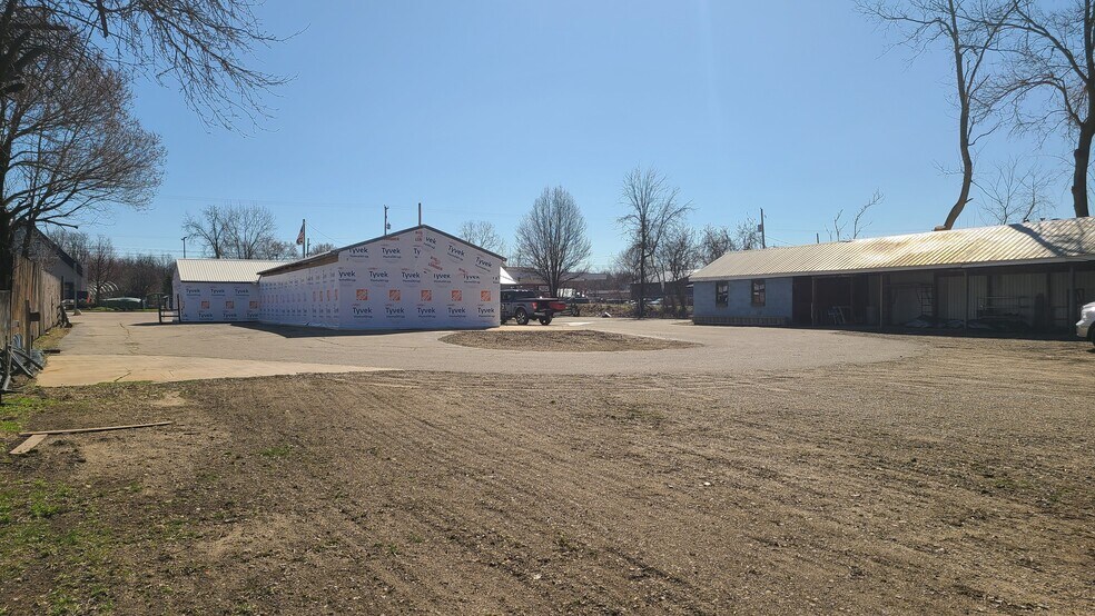8328 Portage Rd, Portage, MI à vendre - Photo de l’immeuble – Image 3 sur 6