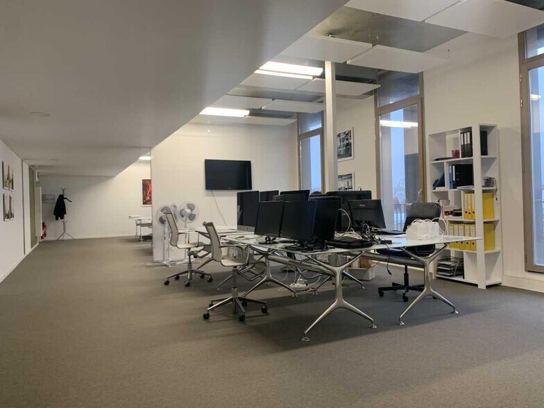 Bureau dans Bordeaux à louer - Photo intérieure – Image 1 sur 16