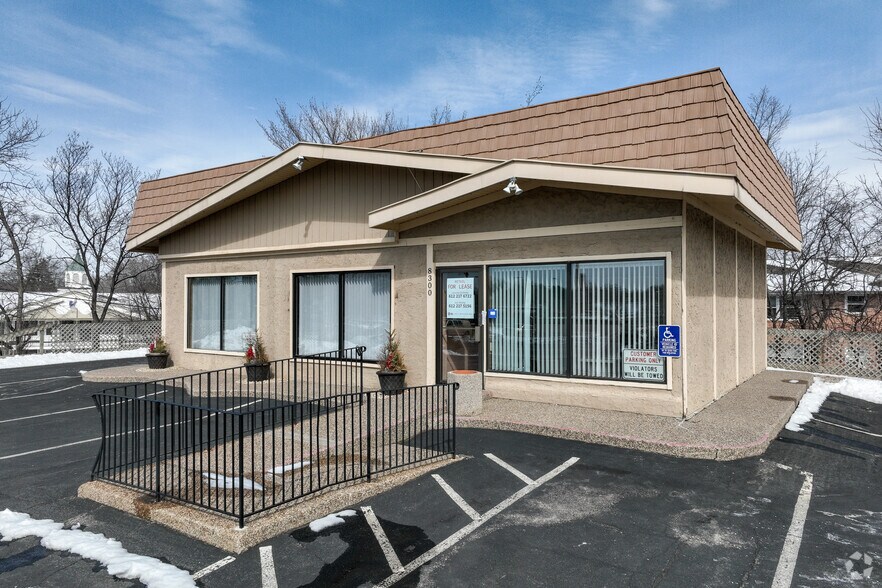 8300 Minnetonka Blvd, Saint Louis Park, MN à vendre - Photo de l’immeuble – Image 1 sur 9