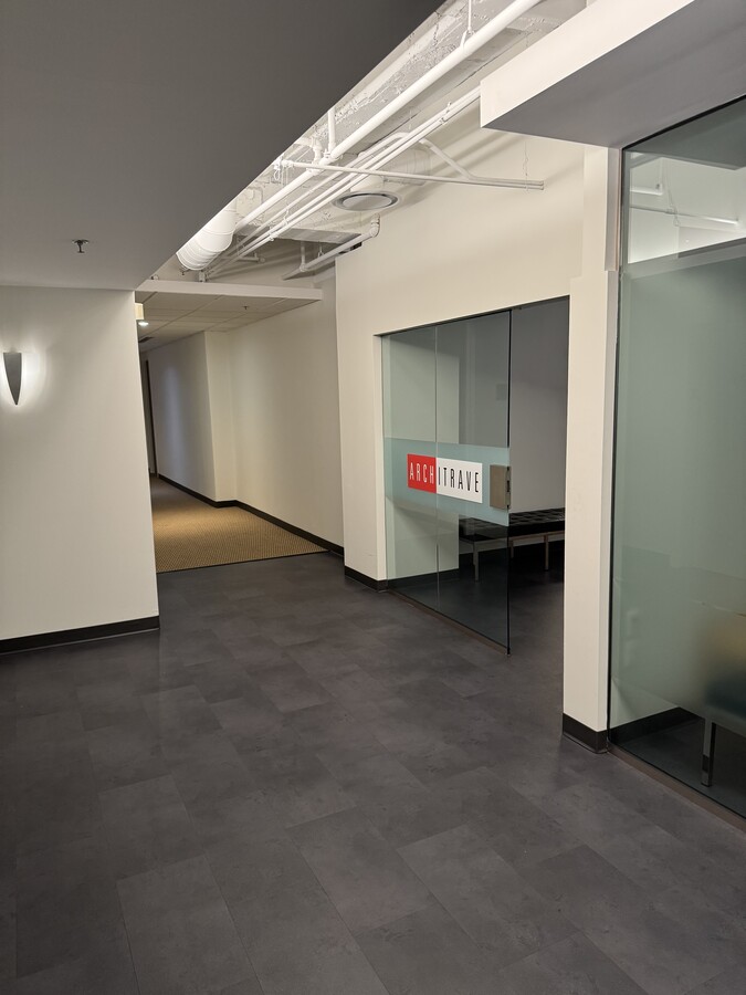 211 W Wacker Dr, Chicago, IL 60606 - Lot 1600 -  - Photo intérieure - Image 1 of 7