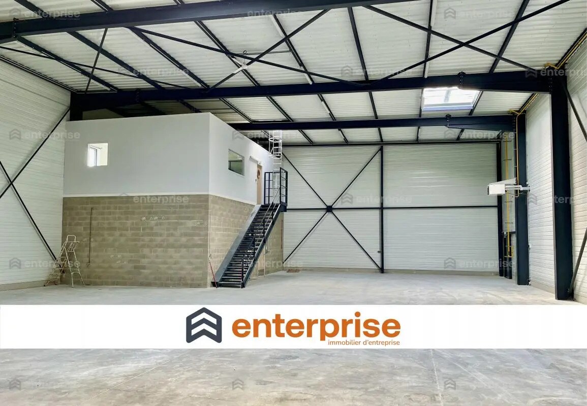 Local d’activités dans Villers-Bretonneux à louer Photo de l’immeuble– Image 1 sur 4