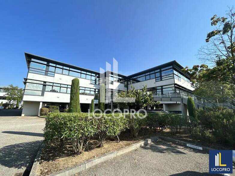 Bureau dans Biot à louer - Photo de l’immeuble – Image 1 sur 7
