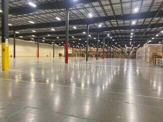 Plus de détails pour 81 Commerce Dr, Fall River, MA - Industriel/Logistique à louer