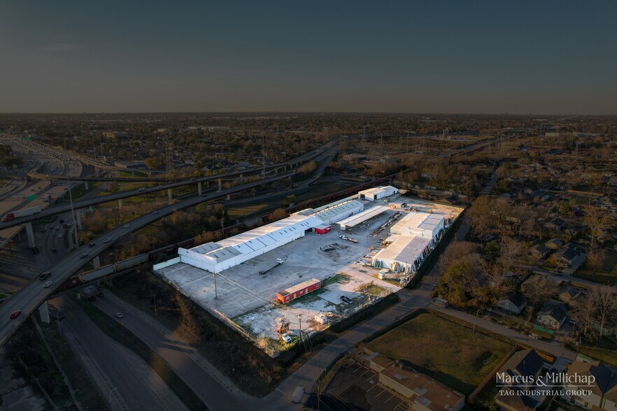 6011-6019 Gold Houston TX 77026 st, Houston, TX à vendre - Photo de l’immeuble – Image 2 sur 6