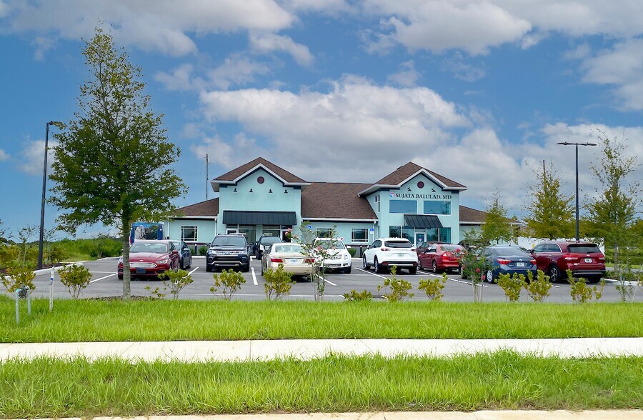 17154 S US Highway 441, Summerfield, FL à louer - Photo de l’immeuble – Image 2 sur 13