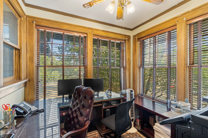 1119 Pennsylvania Ave, Fort Worth, TX à vendre - Photo intérieure – Image 3 sur 20