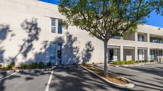 Plus de détails pour 711 W 17th St, Costa Mesa, CA - Local d’activités à vendre