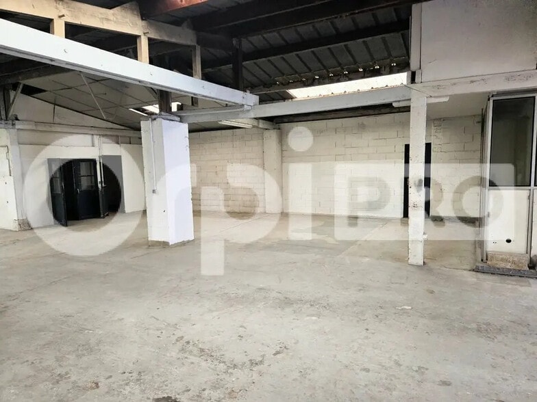 Local d’activités dans Soissons à louer - Photo intérieure – Image 2 sur 6