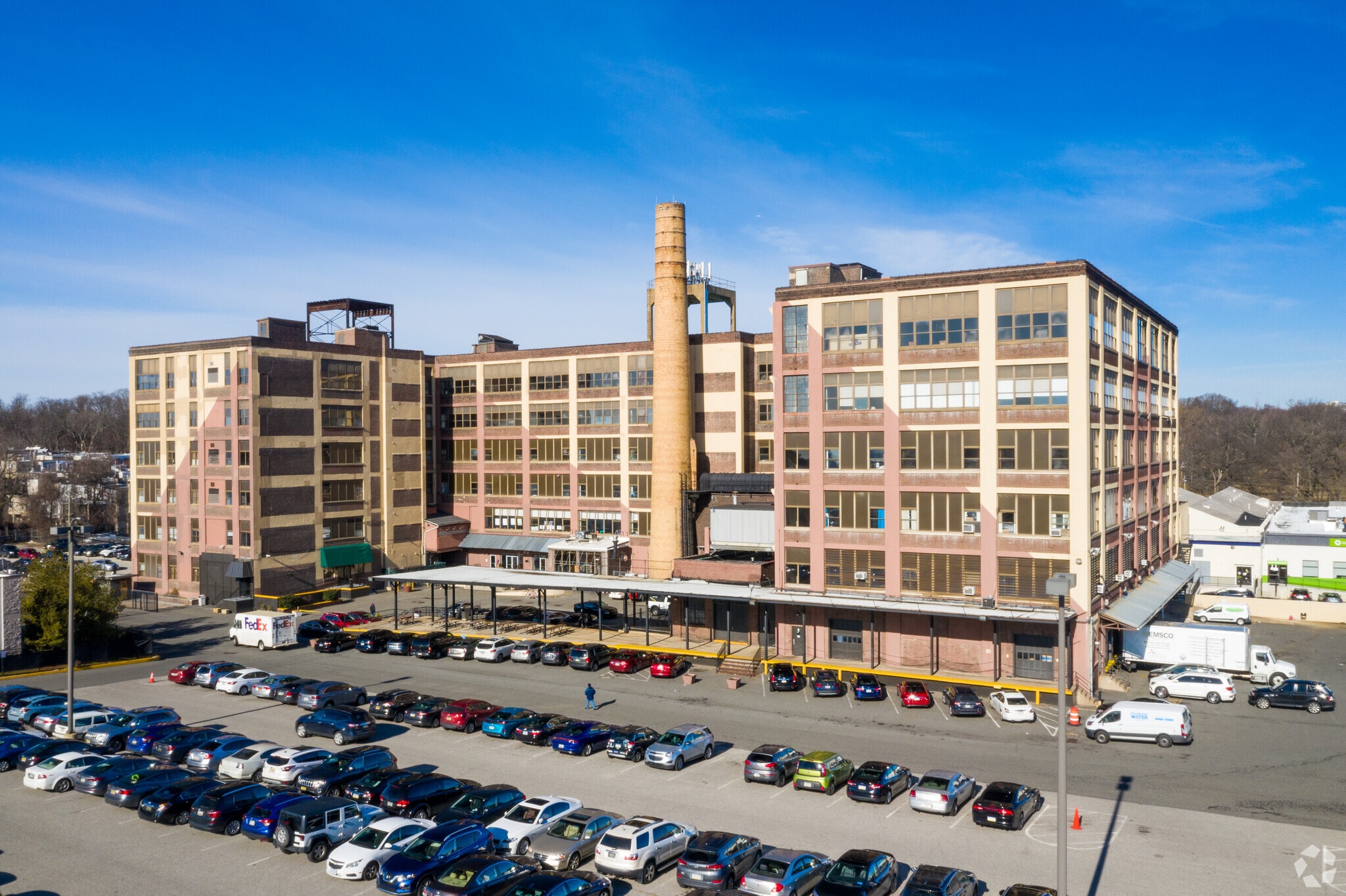 5070-5080 Parkside Ave, Philadelphia, PA à louer Photo principale– Image 1 sur 26