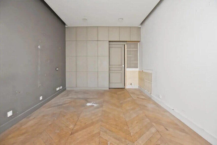 Local commercial dans Paris à louer - Photo de l’immeuble – Image 2 sur 6