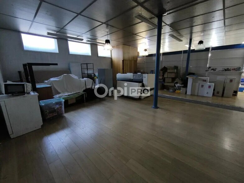 Local commercial dans Brive-la-Gaillarde à vendre - Photo de l’immeuble – Image 2 sur 4