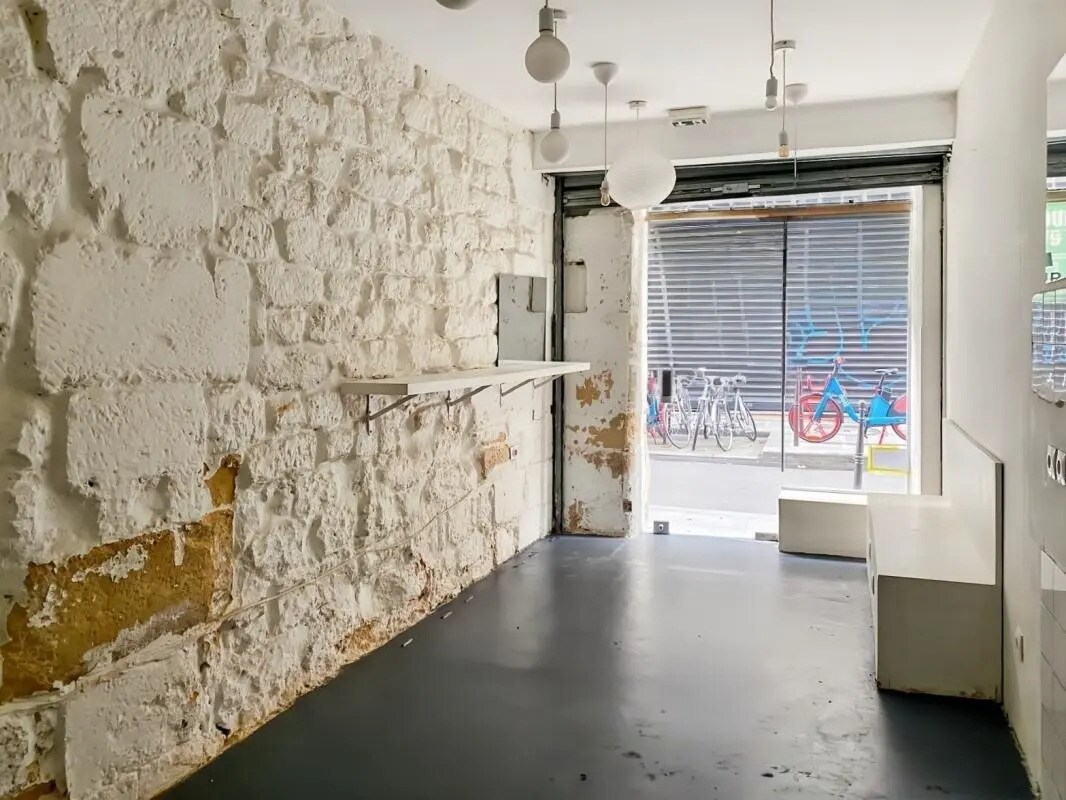 Local commercial dans Paris à louer Photo de l’immeuble– Image 1 sur 5