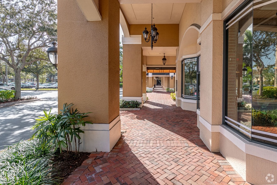 3003-3013 Yamato Rd, Boca Raton, FL à louer - Photo de l’immeuble – Image 2 sur 6