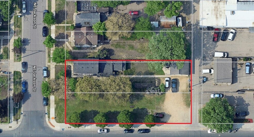 917 18th NE Ave, Minneapolis, MN à vendre - Photo de l’immeuble – Image 2 sur 7