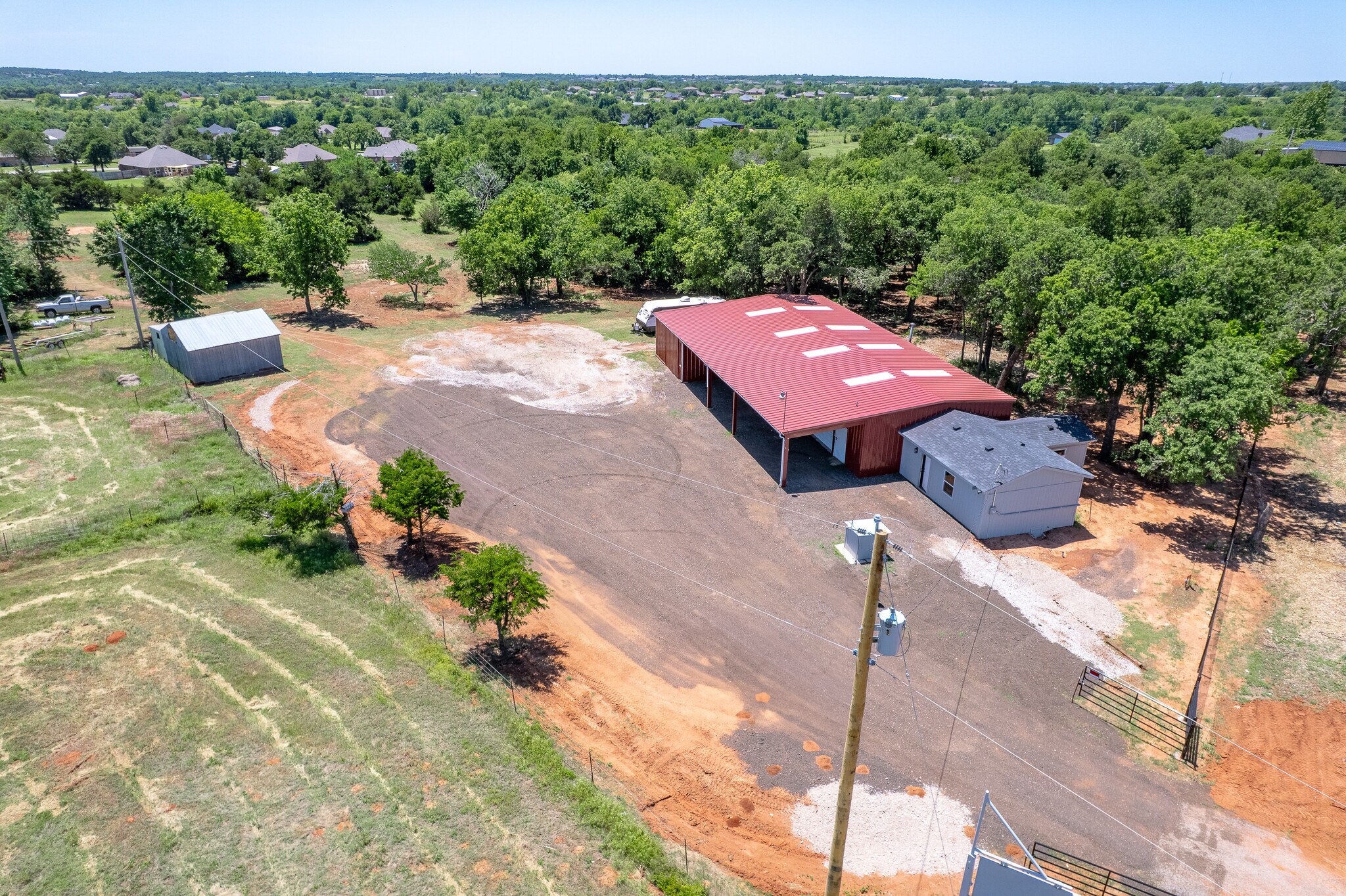 1402 Veterans Memorial Hwy, Blanchard, OK à vendre Photo principale– Image 1 sur 44