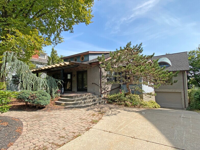 2150 Alpine Pl, Cincinnati, OH à vendre - Photo de l’immeuble – Image 3 sur 65