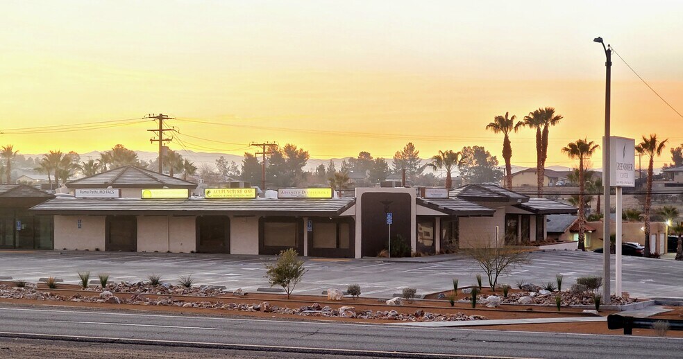 18145 Outer Hwy 18, Apple Valley, CA à louer - Photo de l’immeuble – Image 2 sur 4
