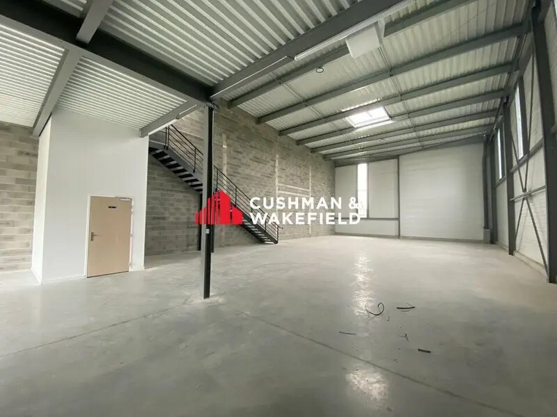 25 Rue Des Usines, Fenouillet à louer Photo de l’immeuble– Image 1 sur 9