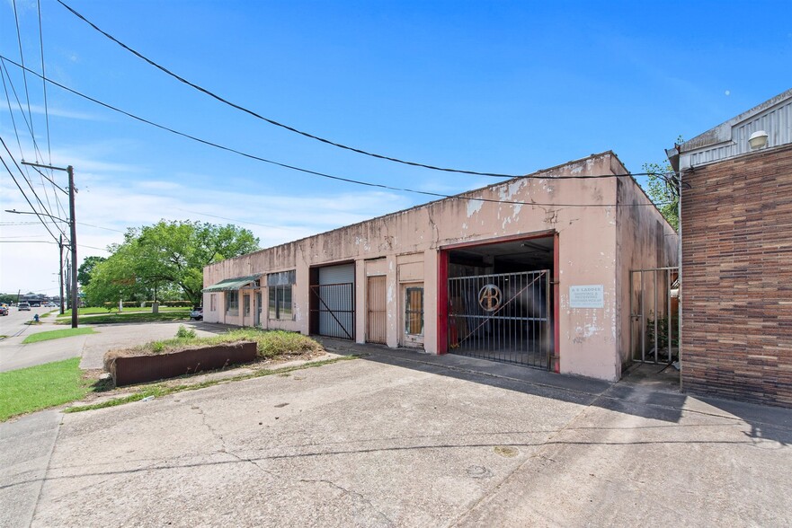 2200 Telephone, Houston, TX à louer - Photo de l’immeuble – Image 3 sur 7