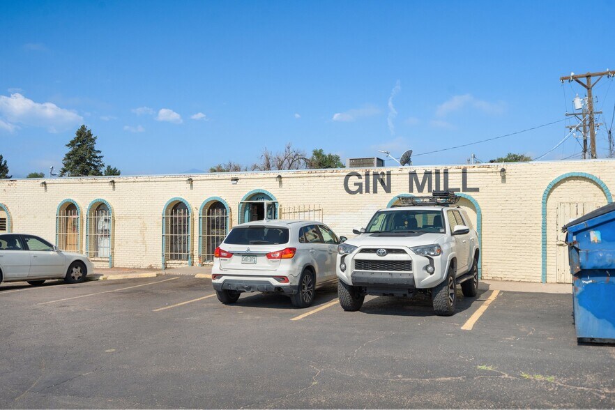 410 N Circle Dr, Colorado Springs, CO à vendre - Photo de l’immeuble – Image 3 sur 21