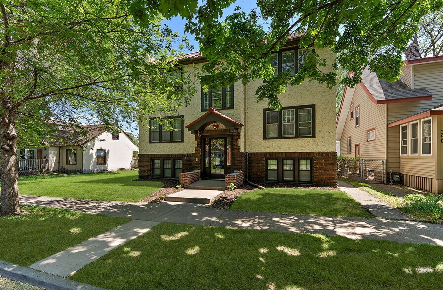 394 Cleveland Ave N, Saint Paul, MN à vendre - Photo de l’immeuble – Image 2 sur 26