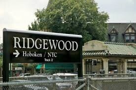 11 Oak St, Ridgewood, NJ à louer - Photo de l’immeuble – Image 3 sur 6