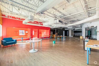 7240 Rue Waverly, Montréal, QC à louer Photo intérieure– Image 2 sur 12