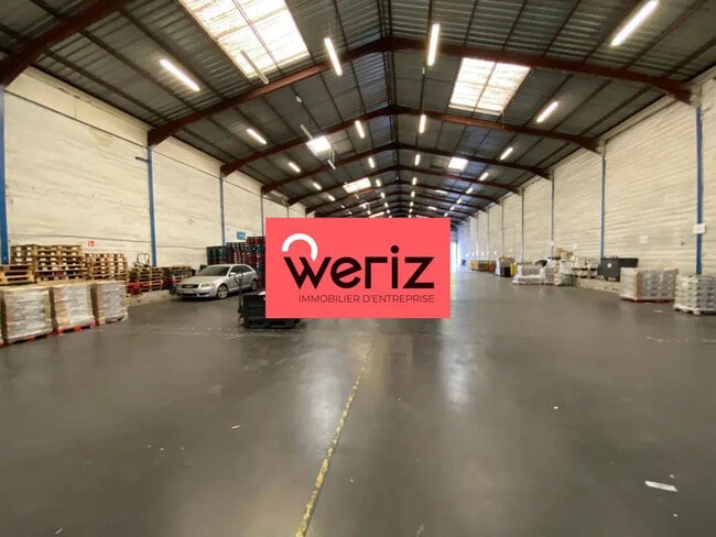 Plus de détails pour Bureau, Industriel/Logistique à louer