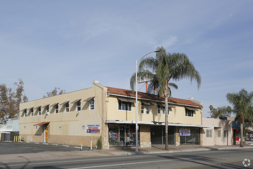 2064 S Main St, Santa Ana, CA à vendre - Photo de l’immeuble – Image 2 sur 12