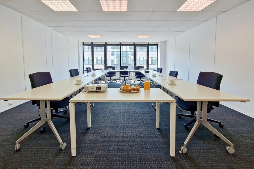 29 Boulevard Des Alpes, Meylan à louer - Photo de l’immeuble – Image 1 sur 15