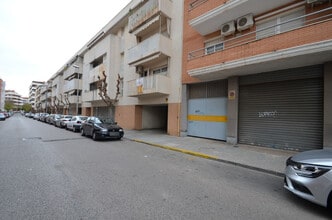 Local commercial dans Vilanova i la Geltrú, Barcelona à louer Photo de la construction– Image 2 sur 6