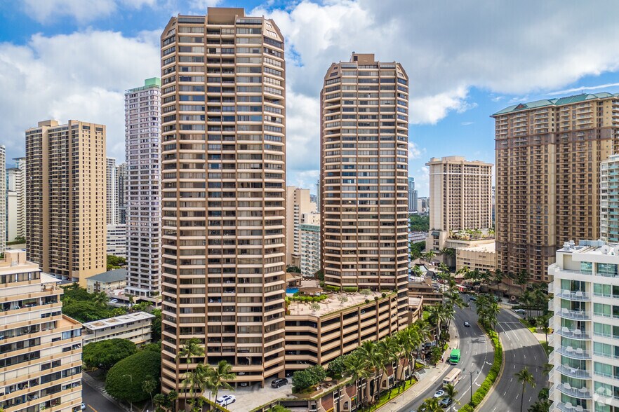 1778 Ala Moana Blvd, Honolulu, HI à vendre - Photo de l’immeuble – Image 1 sur 8