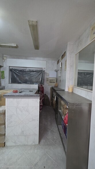 Immeuble residentiel dans Madrid, Madrid à vendre - Photo intérieure – Image 2 sur 3