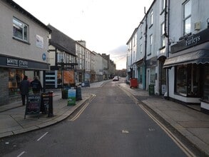 3 Brook St, Tavistock à louer Photo de l’immeuble– Image 2 sur 3