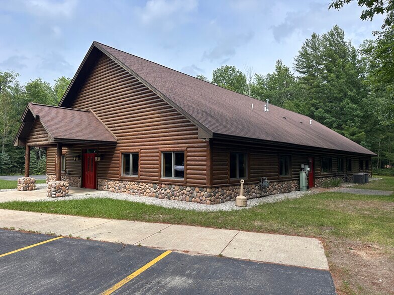 1499 Business Park Dr, Traverse City, MI à vendre - Photo de l’immeuble – Image 2 sur 19