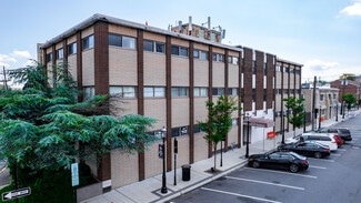 Plus de détails pour 810 Abbott Blvd, Fort Lee, NJ - Bureau à vendre