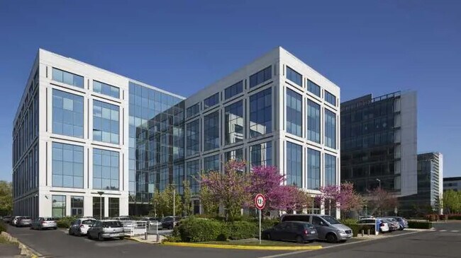 Plus de détails pour 56 Rue D'Arcueil, Rungis - Bureau à louer