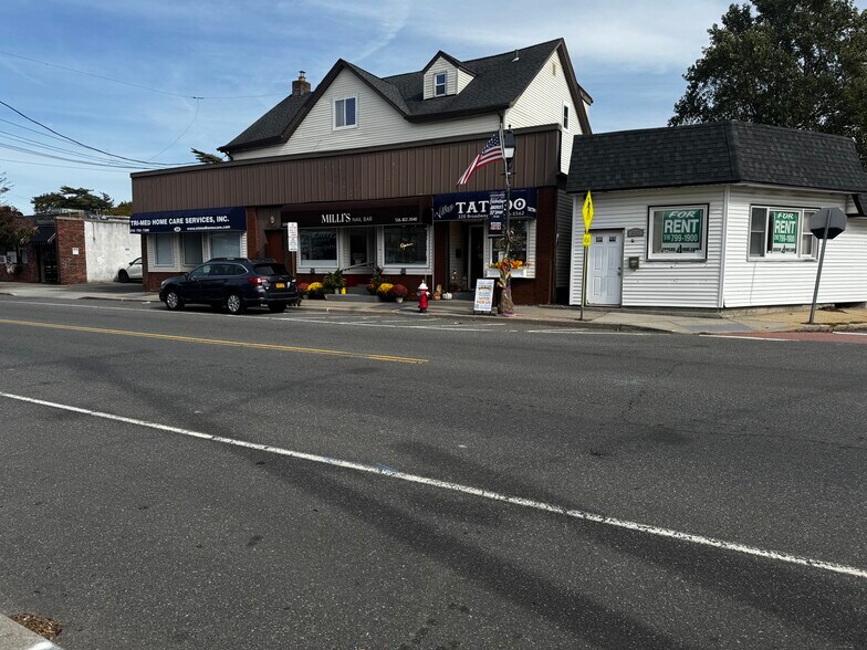 310 Broadway, Bethpage, NY à louer - Photo de l’immeuble – Image 2 sur 10