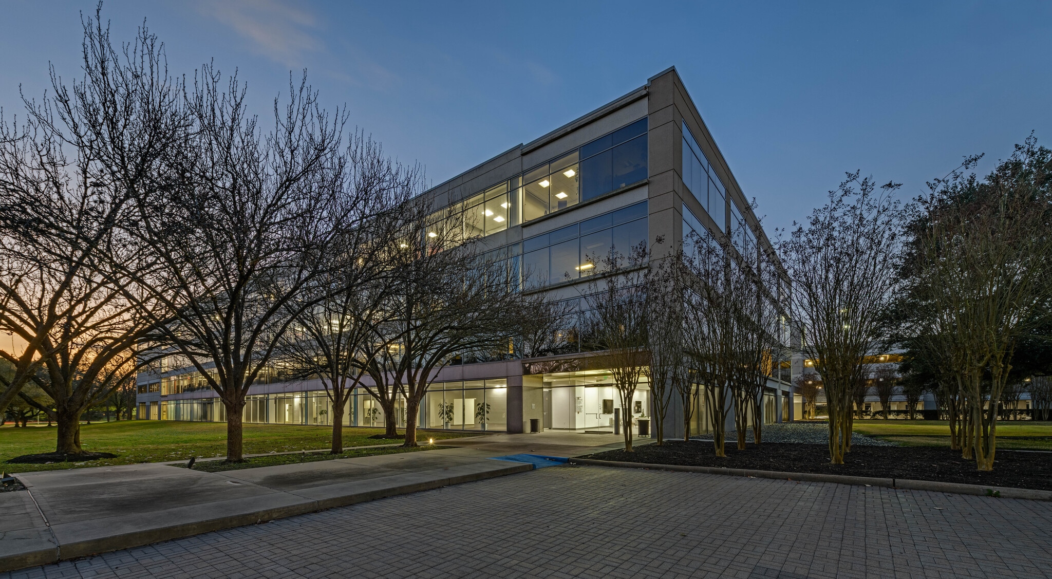 1330 Enclave Pky, Houston, TX à vendre Photo principale– Image 1 sur 14