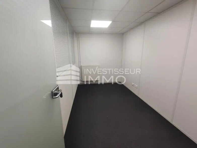 Bureau dans Villiers-sur-Marne à louer - Photo intérieure – Image 3 sur 3